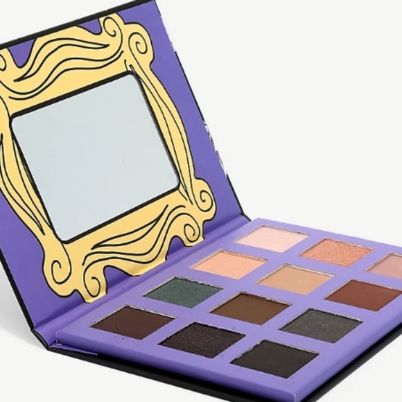 Friends Icon Eyeshadow Palette - Picture 2 of 3